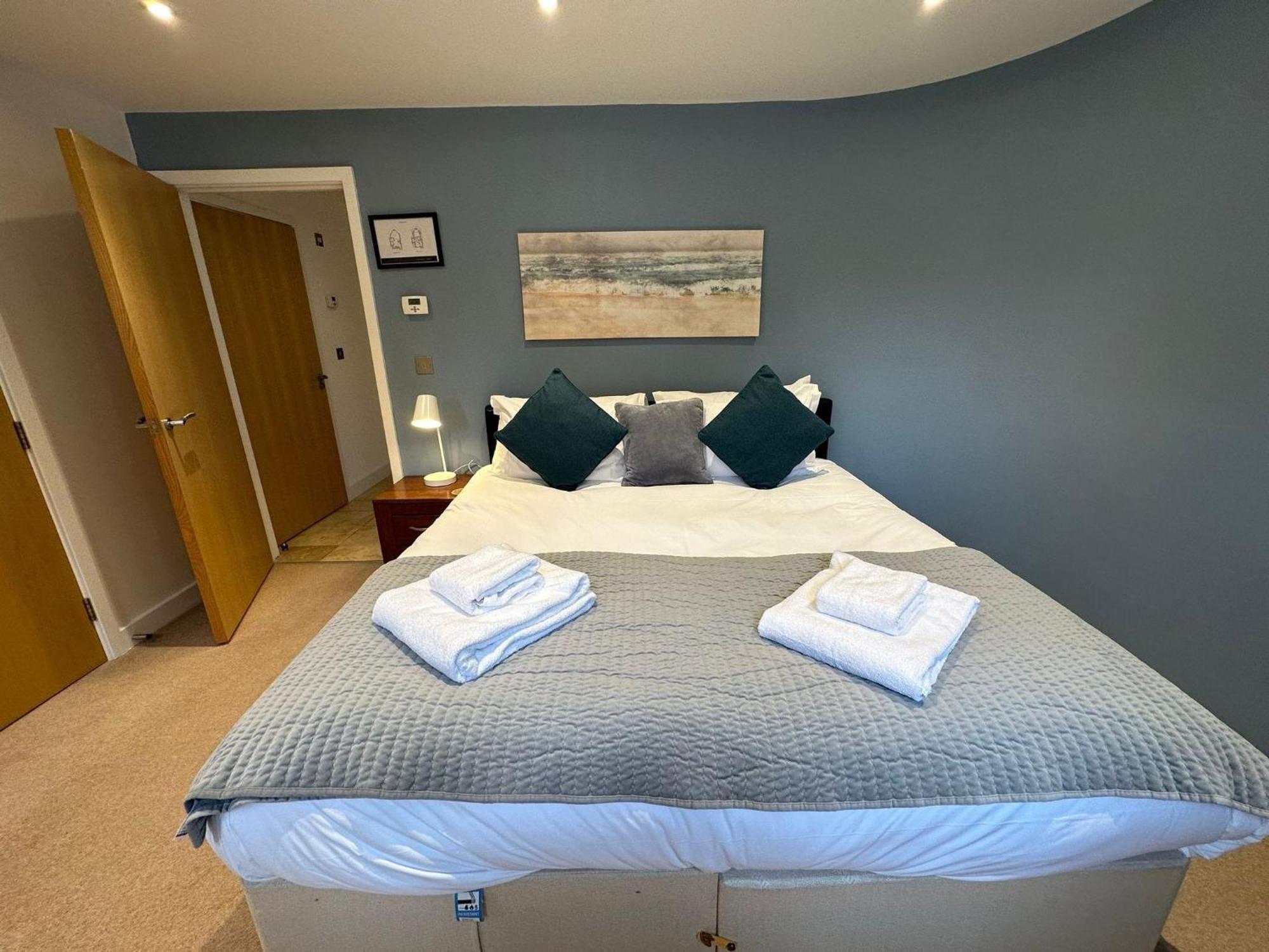 Luxurious 4 Bedroom New England Style - Trewhiddle V17 St Austell